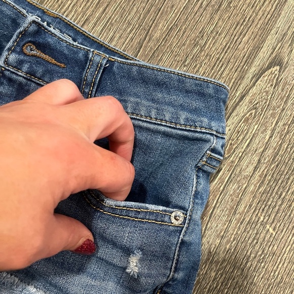 American Eagle Super Stretch Jean Shorts Roll Hem Whisker Denim Dark Wash Size 2 - Picture 2 of 7